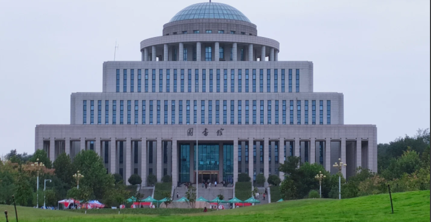 2025年信阳农林学院学费多少钱?收费标准是多少?