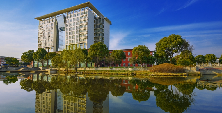 2024年常州工业职业技术学院招生计划(河南考生专属)|专业人数+学费+学制全解析